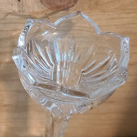 Set of Elegant Lotus Flower Candlestick Holders - Vintage Crystal Decor Accent - Picture 7 of 10